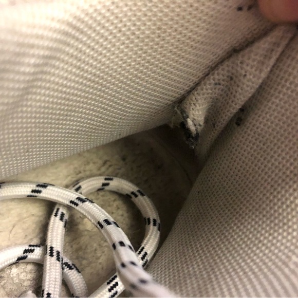 Balenciaga Triple S Sneaker - Picture 6 of 7